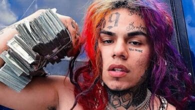 6ix9ine Sued By American Express For Credit Card Debt For $120,000 - WhatsOnRap 6ix9ine Sued By American Express For Credit Card Debt For $120,000