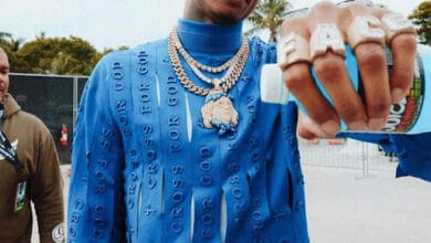 Blueface Childhood, Family, Biography, Career, Awards & More | WhatsOnRap Blueface Childhood, Family, Biography, Career, Awards & More