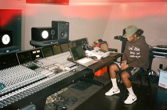 Elevate Your Tracks: Find Top-Quality Royalty-Free Rap Beats Hassle-Free