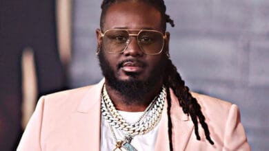T-Pain Blows Fans Away with Chilling Auto-Tune-Less Performance With 'On Top of the Covers (Live from The Sun Rose)' | WhatsOnRap T-Pain Stuns Fans with Unfiltered Vocals in Live Album