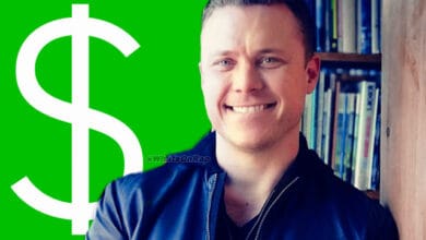 Footage shows Cash App founder Bob Lee seen staggering and Asking For Help After Stabbing - WhatsOnRap Surveillance video shows Cash App founder Bob Lee staggering and appearing to ask for help after he was stabbed on Tuesday.